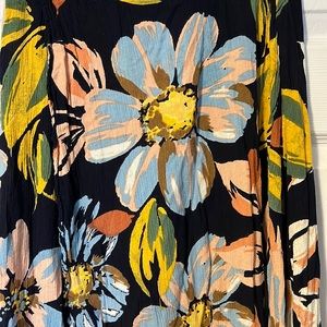 O’Neil size M high low maxi skirt from Lulu’s